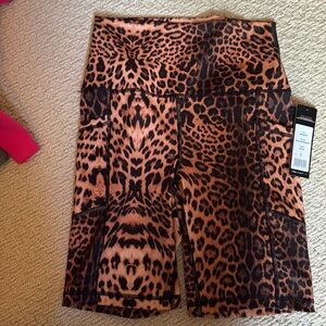 Yogalicious Leopard Print Yoga Shorts- Large - NWT